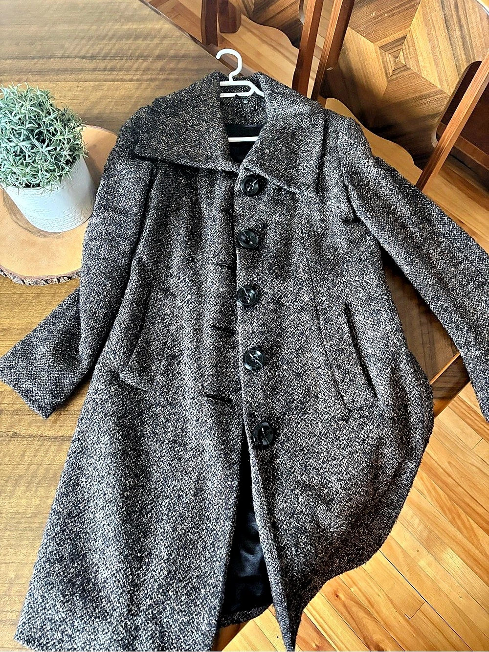 le Chateau Vintage Women's Wool-Style Pea Coat in Gray & Black Like New